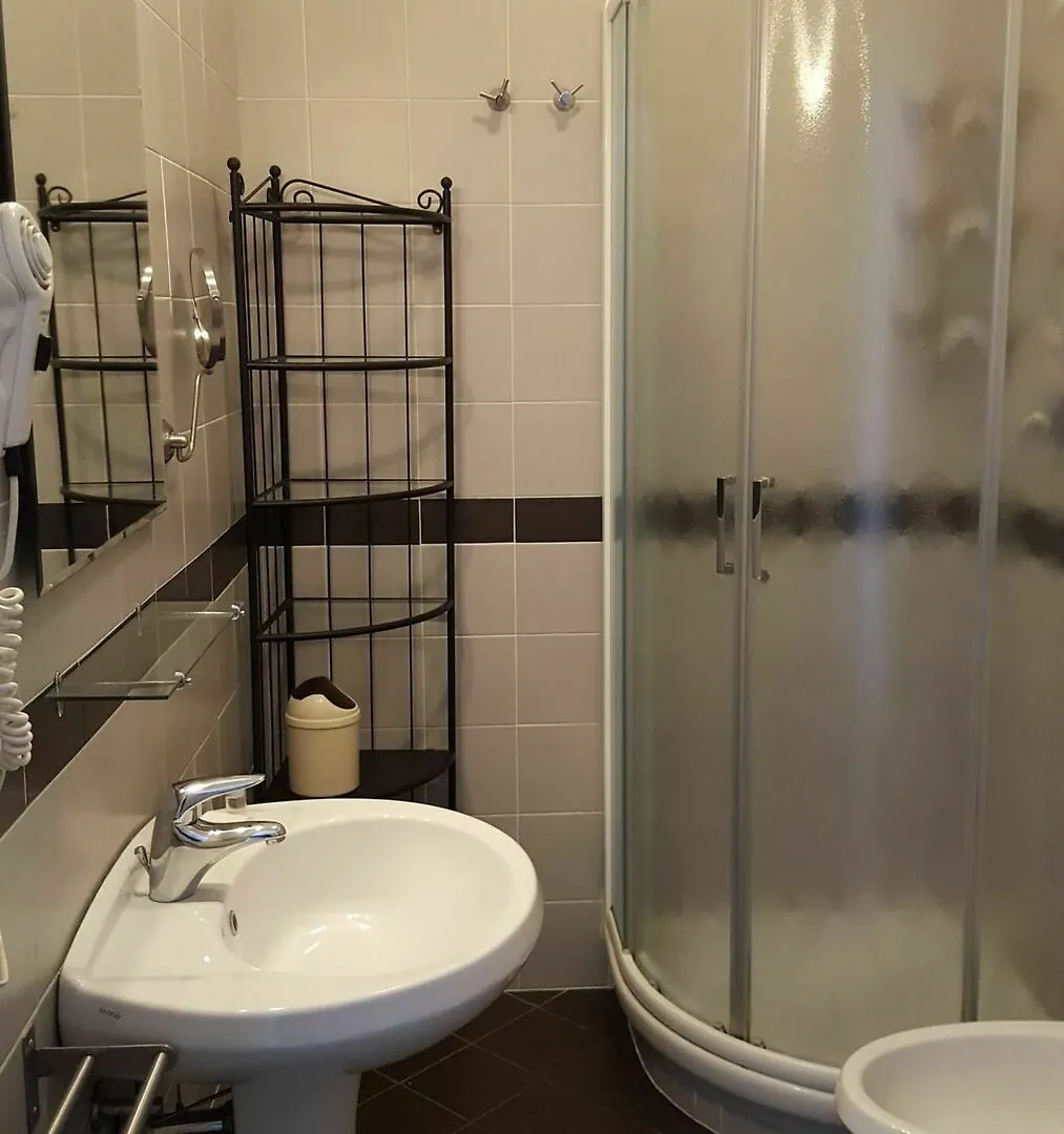Suite 06 Rome 4*,  Italy